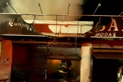 Incêndio destrói loja em Redenção, no sul do Pará